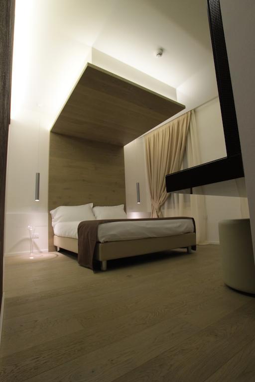 فيرّارا Borgoleoni 18 - Room And Breakfast المظهر الخارجي الصورة