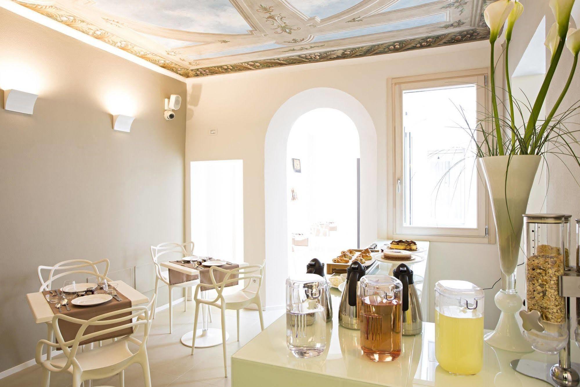 فيرّارا Borgoleoni 18 - Room And Breakfast المظهر الخارجي الصورة